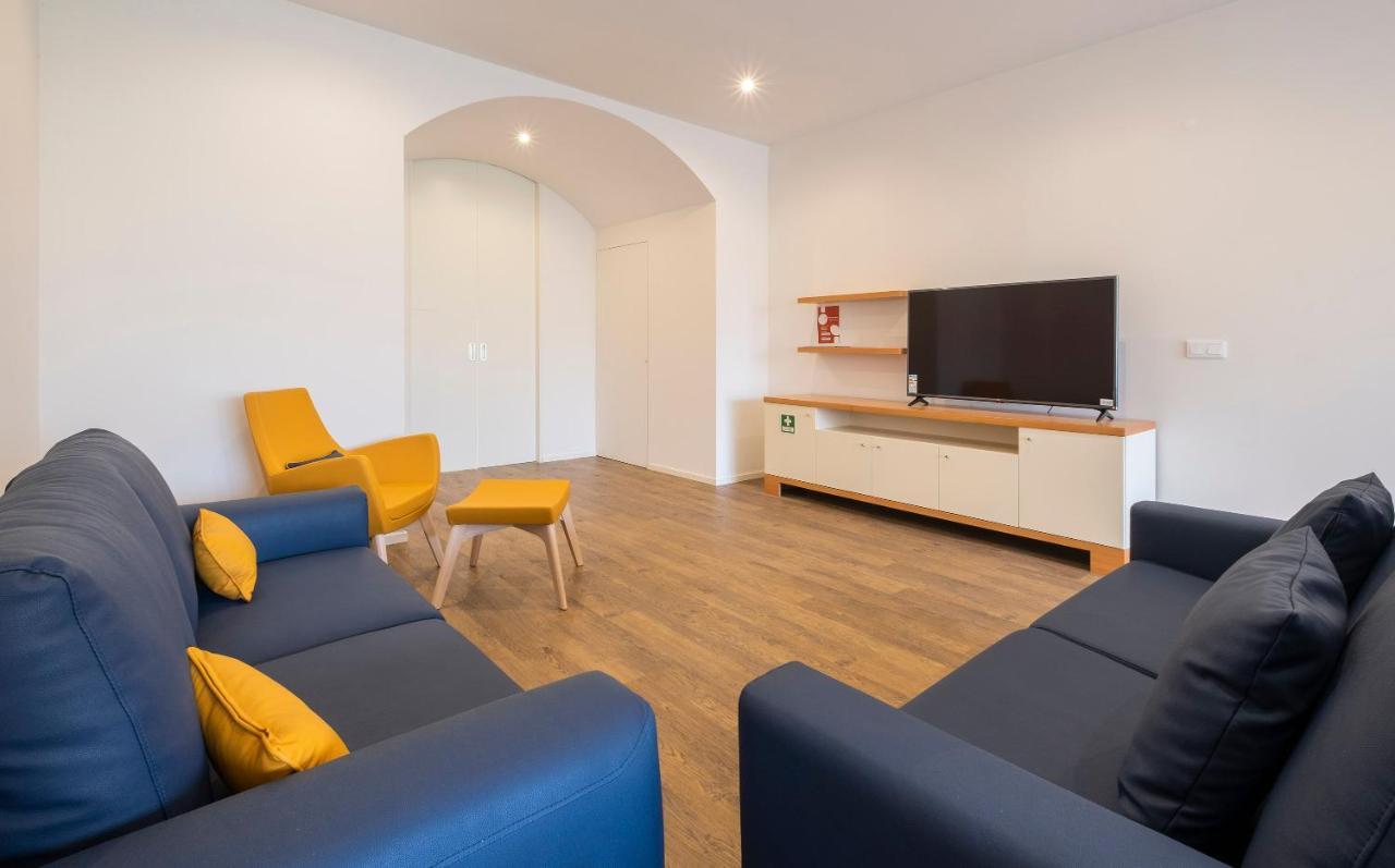 Casas Amarelas Azores Ponta Delgada Buitenkant foto