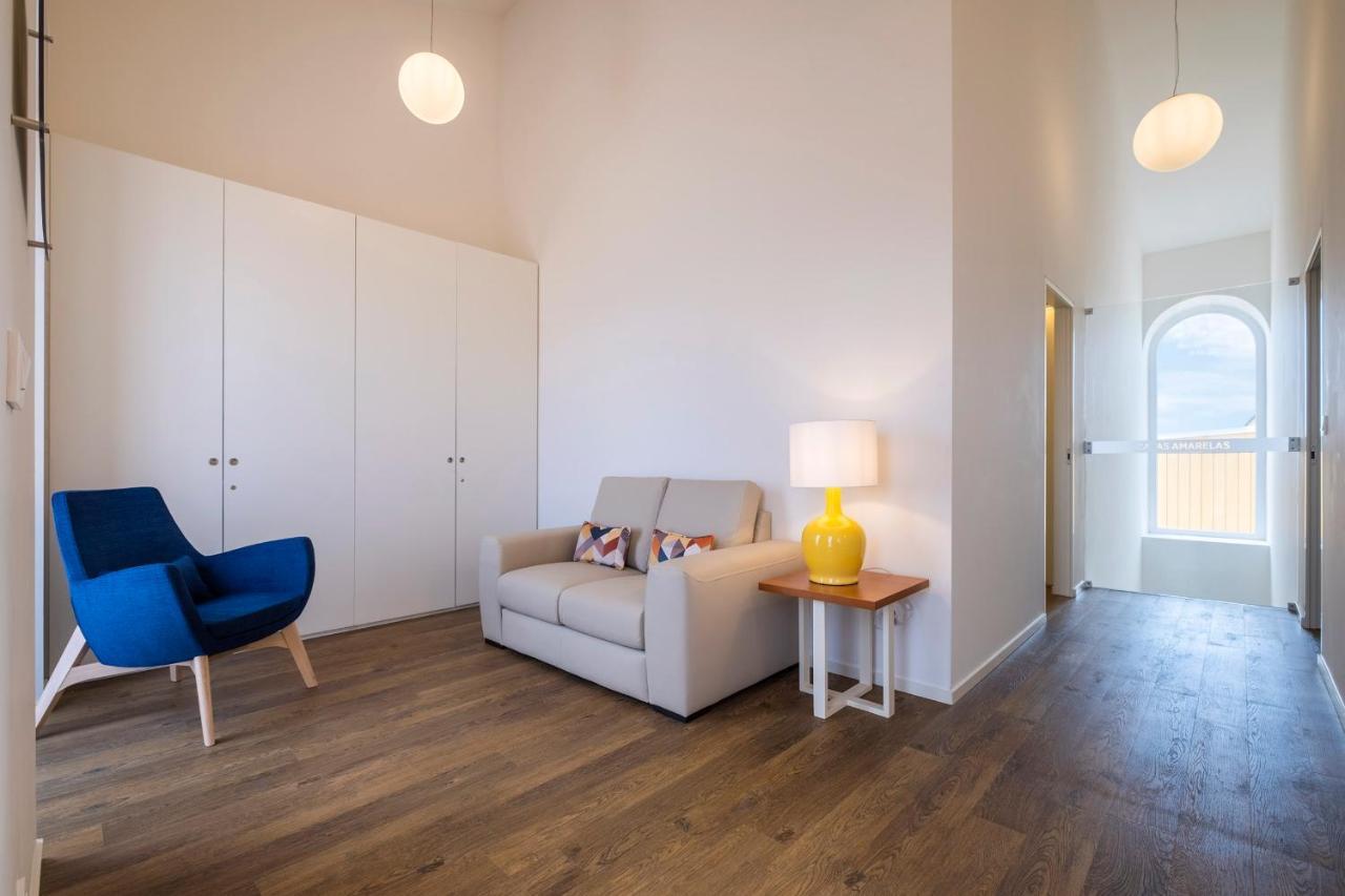 Casas Amarelas Azores Ponta Delgada Buitenkant foto